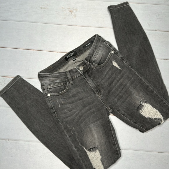 Judy Blue Denim - Judy Blue Distressed Grey/Black Denim - Size 3/26